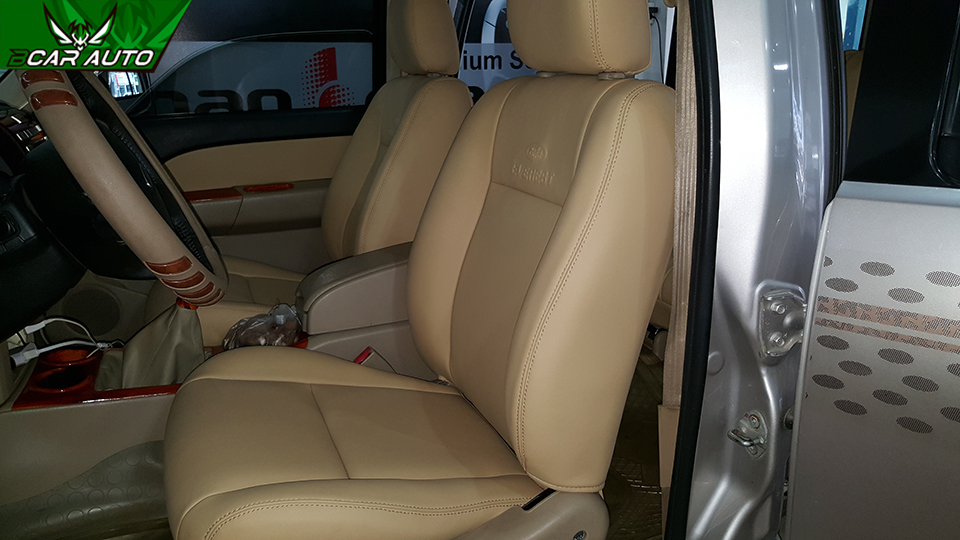 Bọc ghế da xe Ford Everest