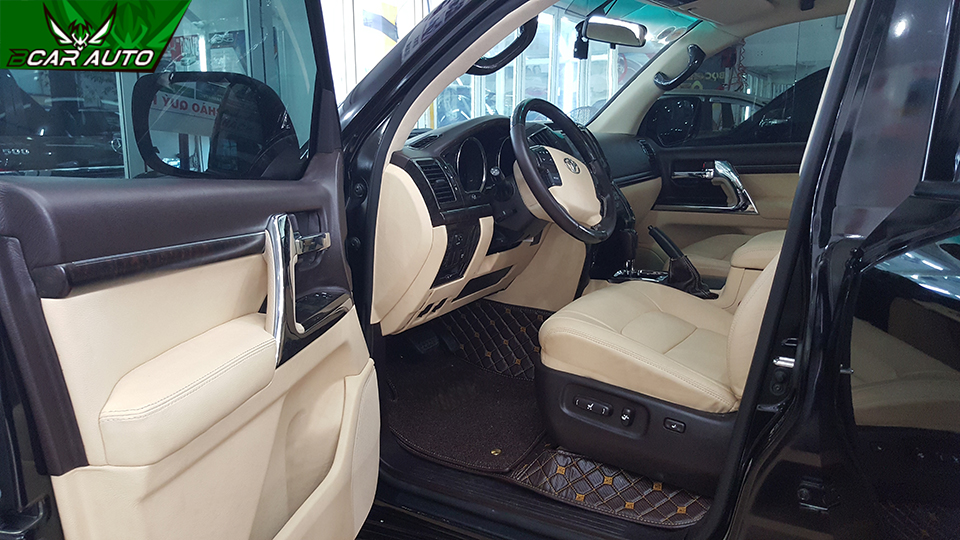 Bọc ghế da xe Land Cruiser Bọc ghế da xe Land Cruiser