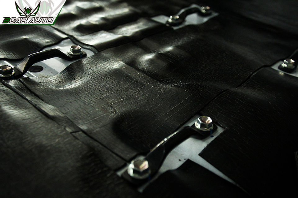 dán cách âm chống ồn ô tô