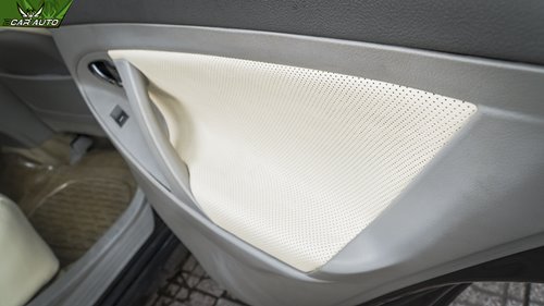 bọc tappi cửa xe camry