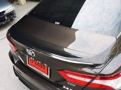 Đuôi cá xe Camry 2019
