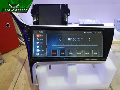 Màn hình Tesla cho Altis