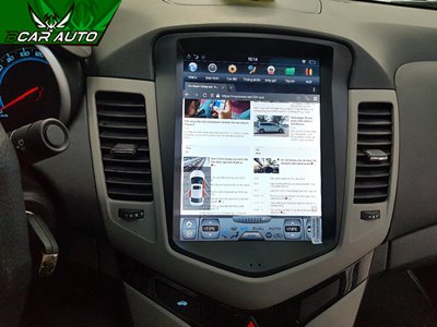 giá màn hình tesla xe oto cruze