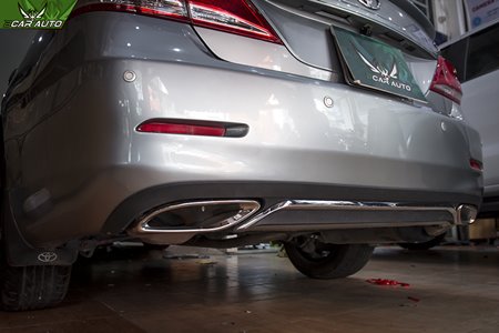 Lip chia pô Camry 2019