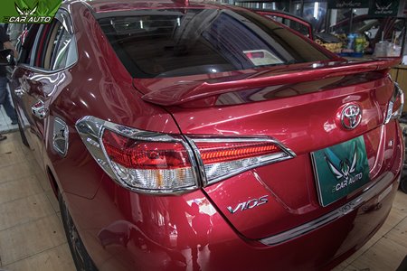 đuôi cá xe vios 2017