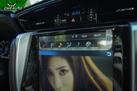 màn hình dvd cho fortuner