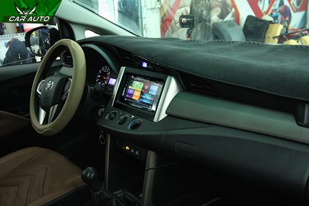 Màn hình DVD xe Innova