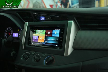 Màn hình DVD xe Innova