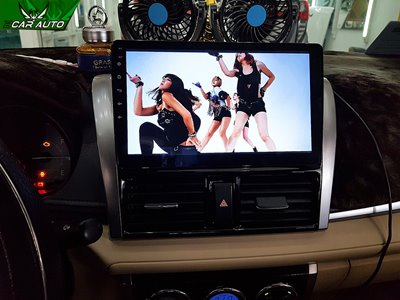 màn hình dvd xe vios 2018