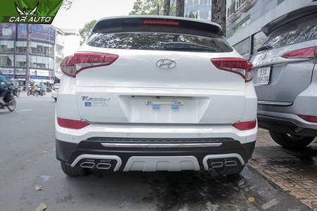 Ốp cản sau xe Hyundai Tucson