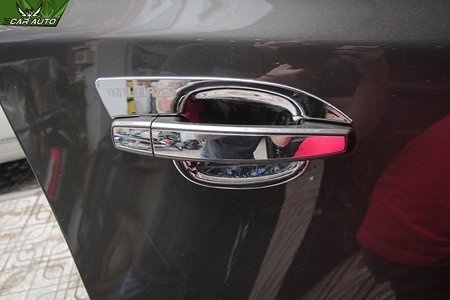 Ốp chén cửa xe Chevrolet Traiblazer