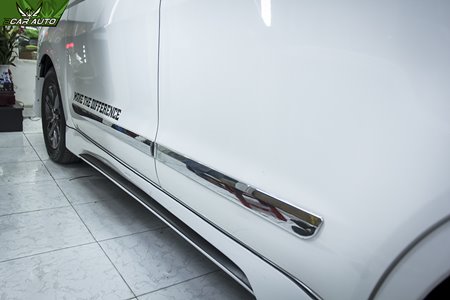 Nẹp sườn xe Innova