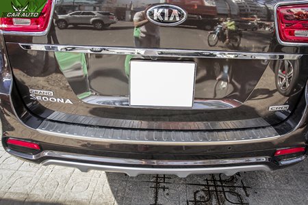 Ốp chống trầy bệ cốp xe Kia Sedona