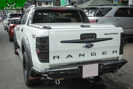 Ốp tay cốp sau xe bán tải Ford Ranger