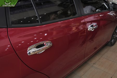 ốp chén cửa xe vios