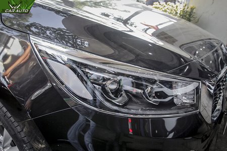 Ốp viền đèn trang trí xe Kia Sedona