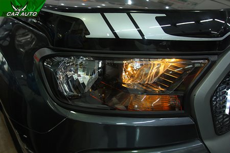 Viền đèn xe Ford Ranger