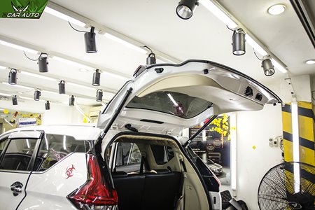 Độ phuộc cốp điện xe Xpander