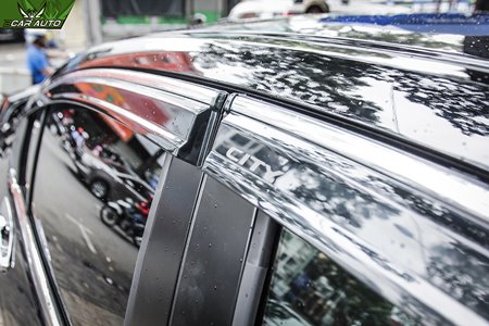 Ốp vè che mưa Honda City 2019
