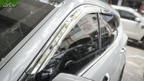Viền che mưa cho xe Hyundai Santafe