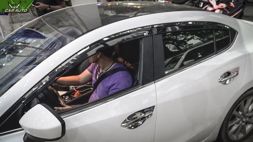 Viền che mưa, che nắng xe Mazda 3