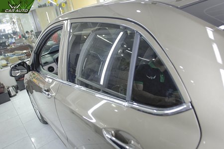 Nẹp chân kính I10