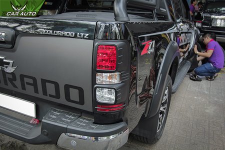 Ốp viền đèn trang trí xe Colorado