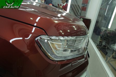 Ốp viền đèn trang trí xe Ford Everest
