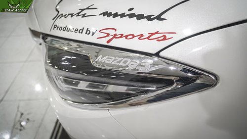 Viền đèn trang trí xe Mazda 3